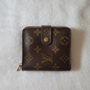 LOUIS VUITTON 💯 Authentic Monogram Compact Zip Bifold Wallet
